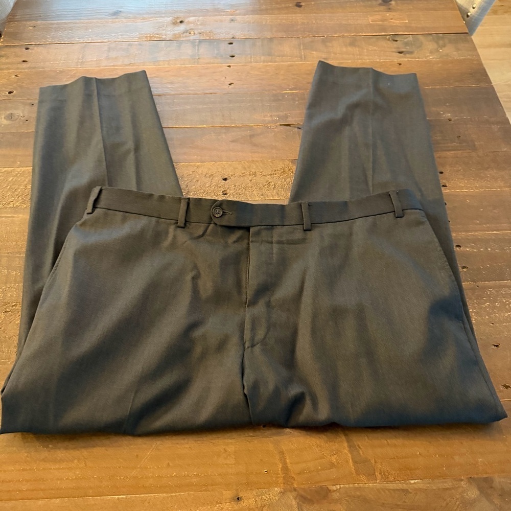 Jack Victor Classic Loro Piana Fabric Wool Charcoal Suit 48S, 40x29” FF pant - Picture 10 of 13